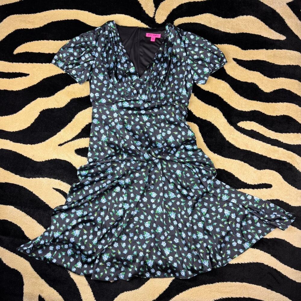 ★Betsey Johnson black floral midi dress with puff sleeves ★
